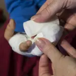 Lite tra ambulanti in piazza d’Armi: ferita una donna, indagini in corso