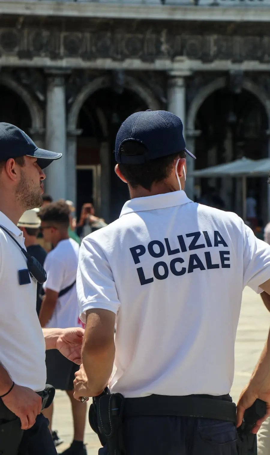 Aosta cerca il nuovo comandante della Polizia Locale: incarico fino al 2031