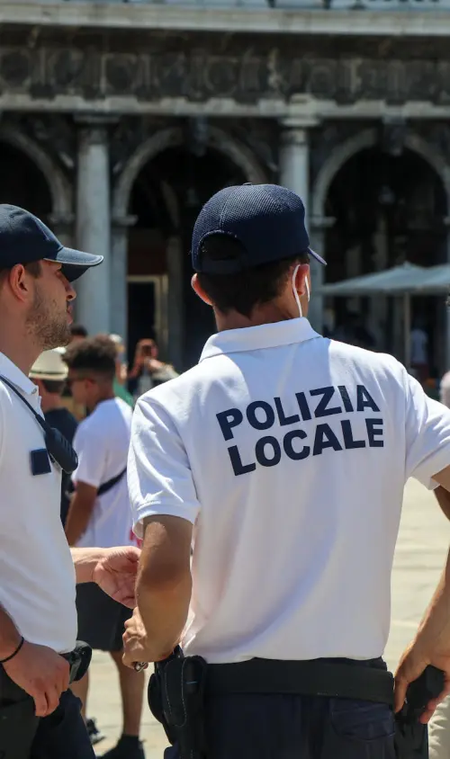 Aosta cerca il nuovo comandante della Polizia Locale: incarico fino al 2031