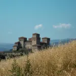 I castelli della Valle d’Aosta: itinerario medievale tra fortezze, borghi e residenze alpine