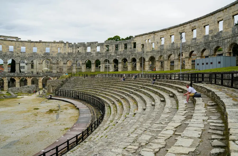Aosta romana: teatro, Arco di Augusto e monumenti della Roma delle Alpi