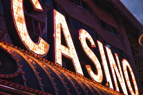 Casino de la Vallée, due amministratori giudiziari per rafforzare i controlli