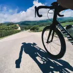 Il Giro d’Italia arriva a Quart, il Comune chiama i cittadini a colorare il percorso