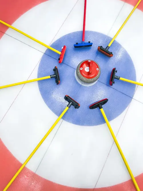 Aosta celebra gli atleti paralimpici del curling: consegnate le pergamene d’onore